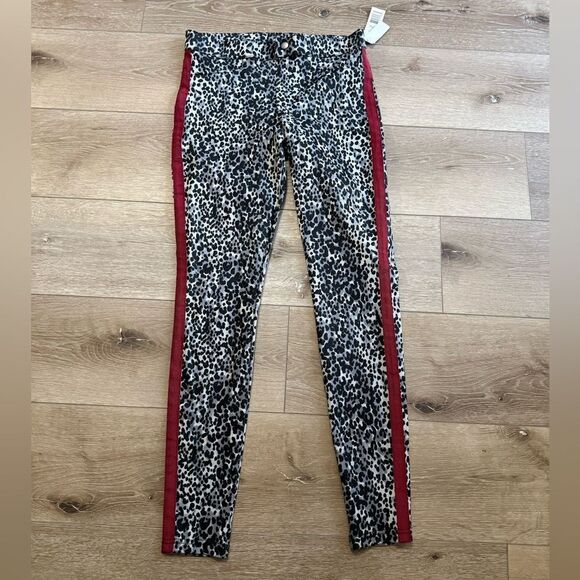 Anna & Ava Pull-on Pants Jegging Animal Print Size Medium NWT - Picture 2 of 10